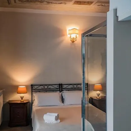 Alojamento de Acomodação e Pequeno-almoço Palazzo Dei Pavoni, Relais Di Charme 4*