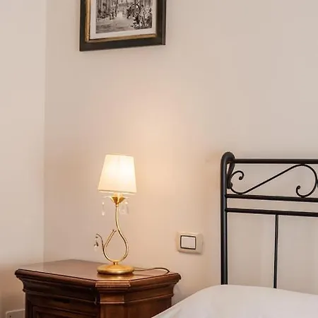 Palazzo Dei Pavoni, Relais Di Charme 4* L'Aquila