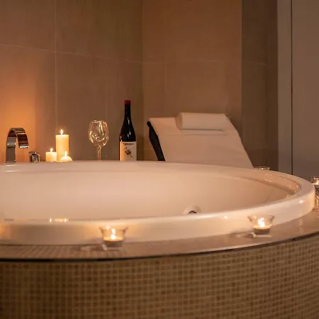 Alojamento de Acomodação e Pequeno-almoço Palazzo Dei Pavoni, Relais Di Charme 4*