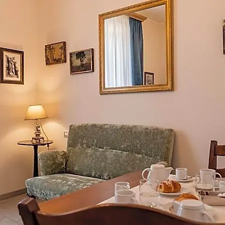 Palazzo Dei Pavoni, Relais Di Charme 4* L'Aquila