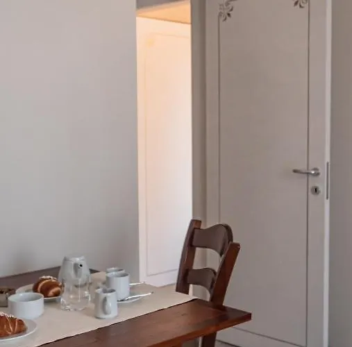 Palazzo Dei Pavoni, Relais Di Charme Bed & Breakfast