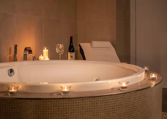 לינה וארוחת בוקר Palazzo Dei Pavoni, Relais Di Charme 4*