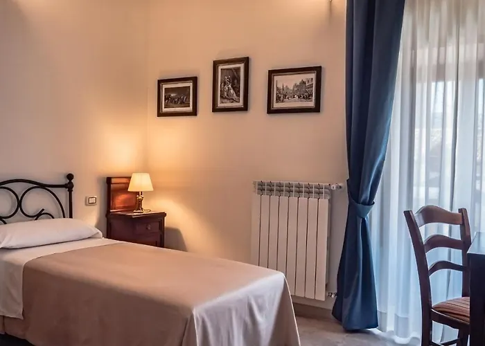 Palazzo Dei Pavoni, Relais Di Charme ל'אקווילה