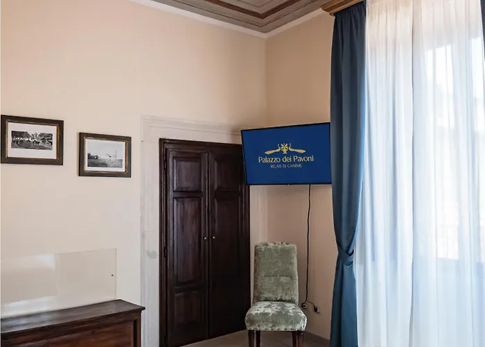 Palazzo Dei Pavoni, Relais Di Charme Bed & Breakfast 4*